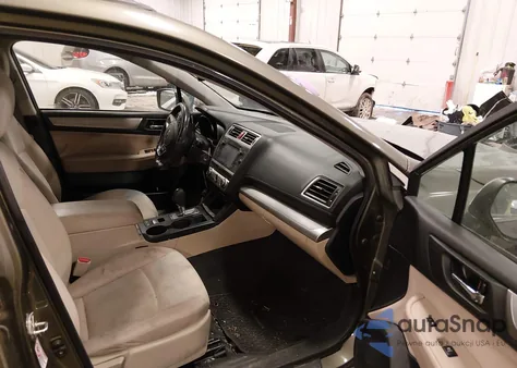 2015 Subaru Outback 2.5I Premium z USA, uszkodzony, nr VIN 4S4BSAHC1F3290954